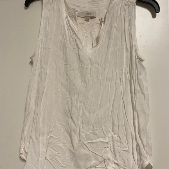 Women’s Loft tops size M - Picture 5 of 7